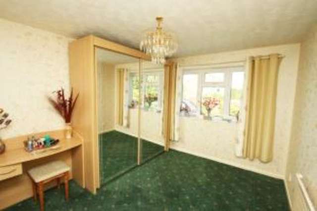  Image of 2 Bedroom Bungalow for sale at Eckington Sheffield Eckington, S21 4HR