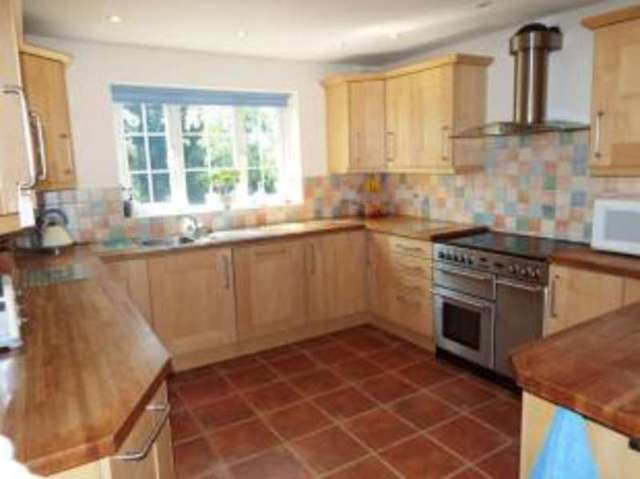  Image of 4 Bedroom Detached for sale at Curry Rivel Langport Curry Rivel, TA10 0EA