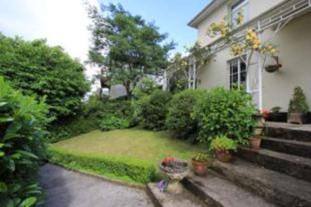  Image of 4 Bedroom Detached for sale at Dartmouth Devon Dartmouth, TQ6 9QT