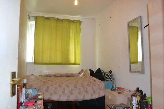  Image of 4 Bedroom Flat to rent at Christian St, Aldgate East  Aldgate, E1 1RT