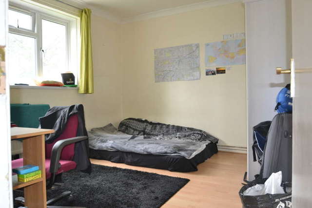  Image of 4 Bedroom Flat to rent at Christian St, Aldgate East  Aldgate, E1 1RT