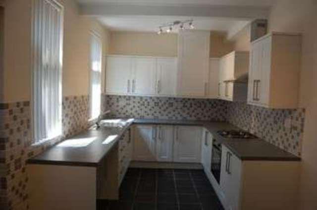  Image of 3 Bedroom Terraced to rent at Eaves Lane  Chorley, PR6 0DR