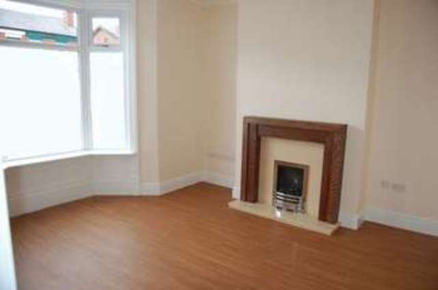  Image of 3 Bedroom Terraced to rent at Eaves Lane  Chorley, PR6 0DR