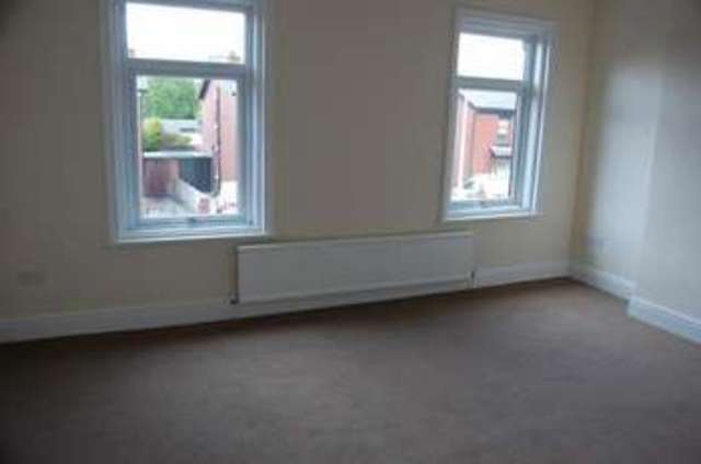  Image of 3 Bedroom Terraced to rent at Eaves Lane  Chorley, PR6 0DR