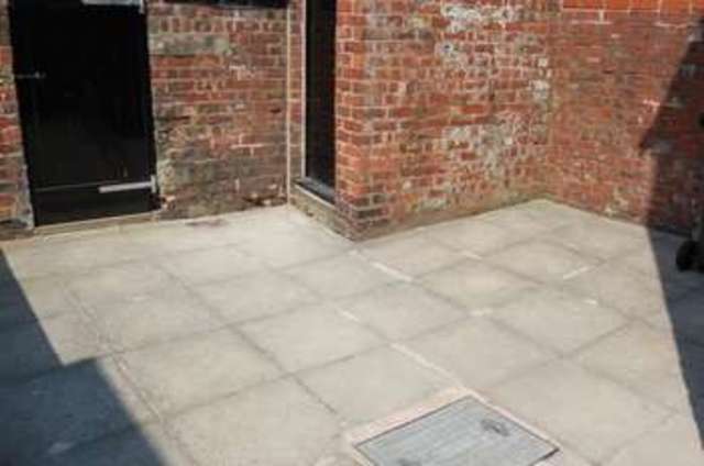  Image of 3 Bedroom Terraced to rent at Eaves Lane  Chorley, PR6 0DR