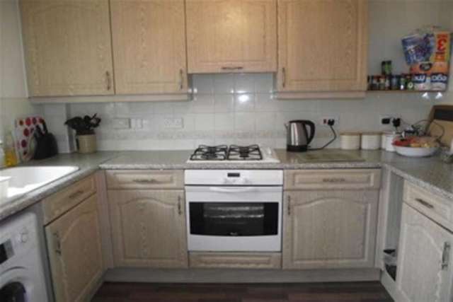  Image of 2 Bedroom Semi-Detached to rent at Blackburn, BB2 3EL