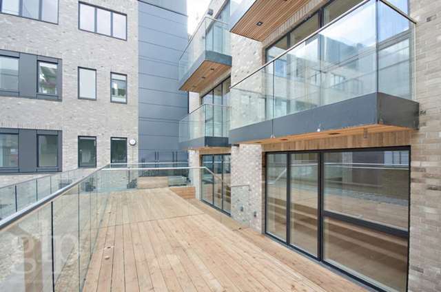  Image of 1 Bedroom Apartment to rent at Fouberts Place  London, W1F 7PH