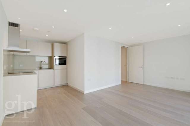  Image of 1 Bedroom Apartment to rent at Fouberts Place Soho London, W1F 7PH