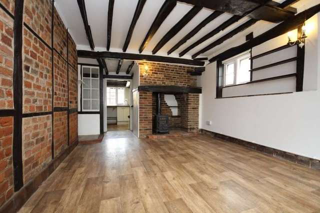  Image of 2 Bedroom End of Terrace to rent at Henley-On-Thames, RG9 1AN