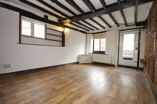  Image of 2 Bedroom End of Terrace to rent at Henley-On-Thames, RG9 1AN