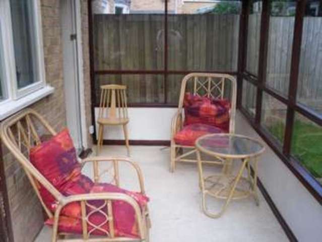  Image of 127 Bedroom Semi-Detached to rent at Gossops Green  Crawley, RH11 8NQ