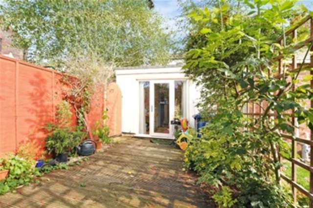  Image of 2 Bedroom Terraced to rent at Oxford, OX2 6AT