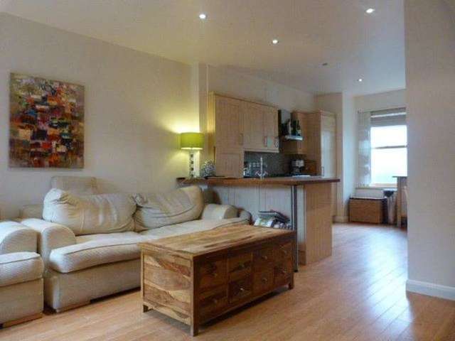  Image of 3 Bedroom Semi-Detached to rent at Greyswood Street  London, SW16 6QW
