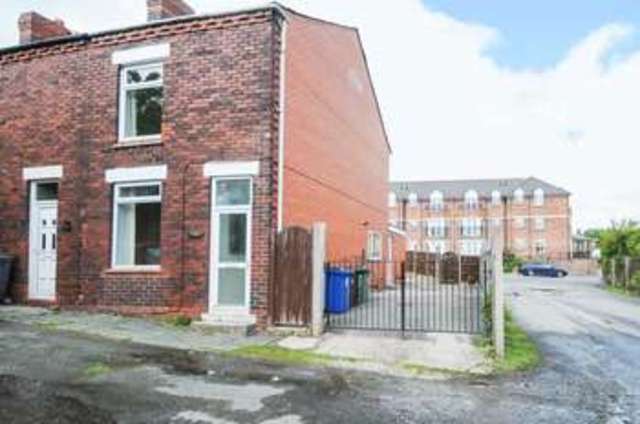  Image of 2 Bedroom Semi-Detached to rent at Grove Lane Standish Wigan, WN6 0DY