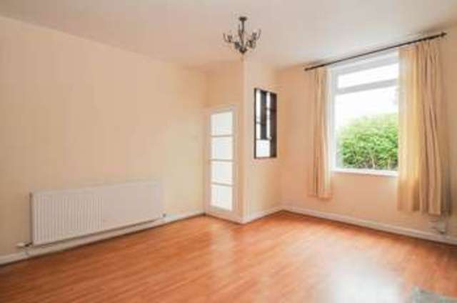  Image of 2 Bedroom Semi-Detached to rent at Grove Lane Standish Wigan, WN6 0DY