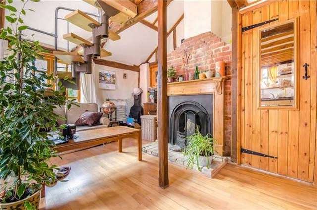  Image of 4 Bedroom Detached for sale at Toft, CB23 2RL