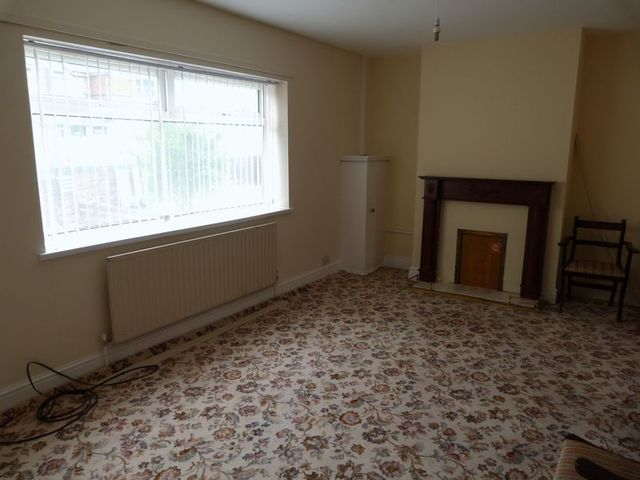  Image of 3 Bedroom Terraced for sale at Laughton Road Dinnington Sheffield, S25 2PT