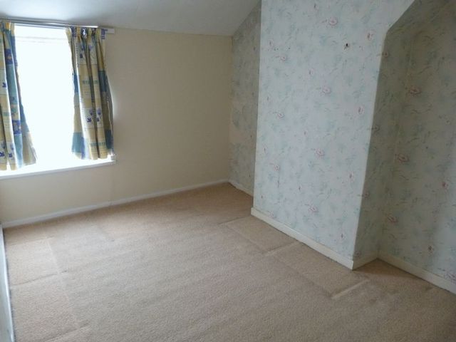  Image of 3 Bedroom Terraced for sale at Laughton Road Dinnington Sheffield, S25 2PT