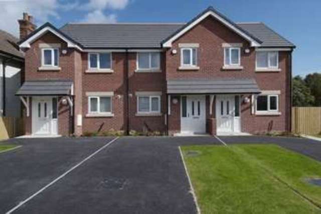  Image of 3 Bedroom Terraced to rent at Longfellow Drive  Wirral, CH62 5JS