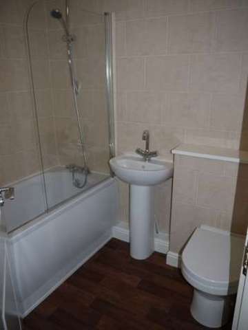  Image of 3 Bedroom Terraced to rent at Longfellow Drive  Wirral, CH62 5JS