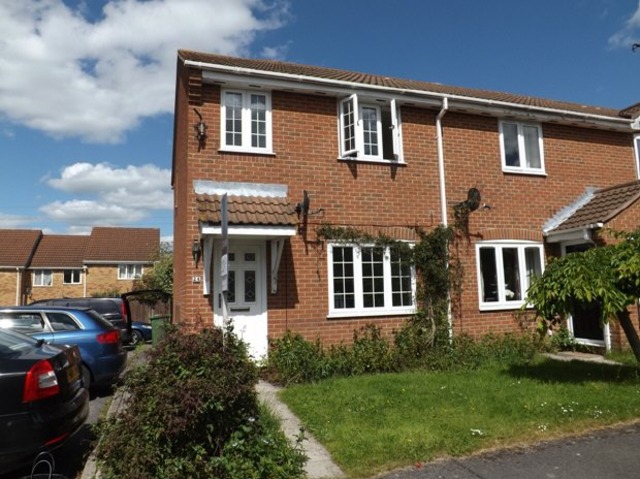  Image of 3 Bedroom Semi-Detached to rent at Hedge End Southampton Not specified, SO30 2XA