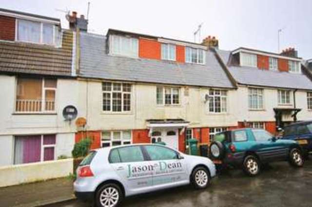  Image of 2 Bedroom Flat to rent at May Road  Brighton, BN2 3ED