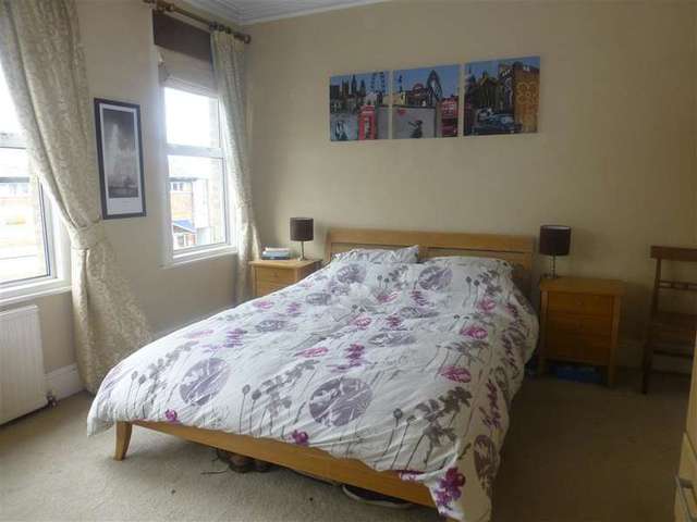  Image of 3 Bedroom Terraced for sale at South Woodford London South Woodford, E18 1EP