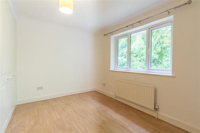  Image of 2 Bedroom Terraced to rent at Millers Rise  ST. ALBANS, AL1 1QW