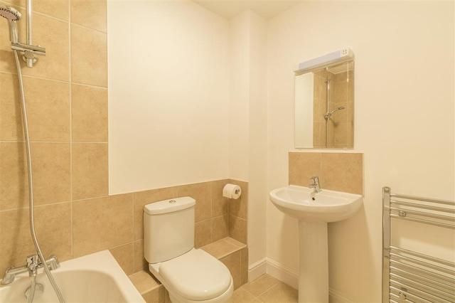  Image of 2 Bedroom Terraced to rent at Millers Rise  ST. ALBANS, AL1 1QW