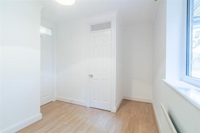  Image of 2 Bedroom Terraced to rent at Millers Rise  ST. ALBANS, AL1 1QW