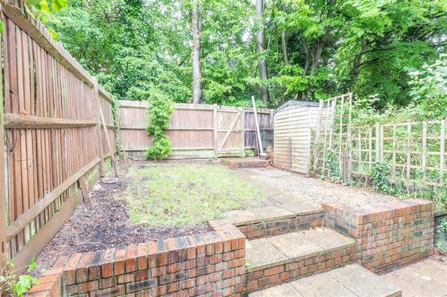  Image of 2 Bedroom Terraced to rent at Millers Rise  ST. ALBANS, AL1 1QW
