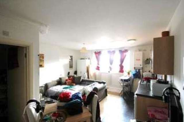  Image of Studio to rent at London N4 4SL Stroud Green, N4 4SL