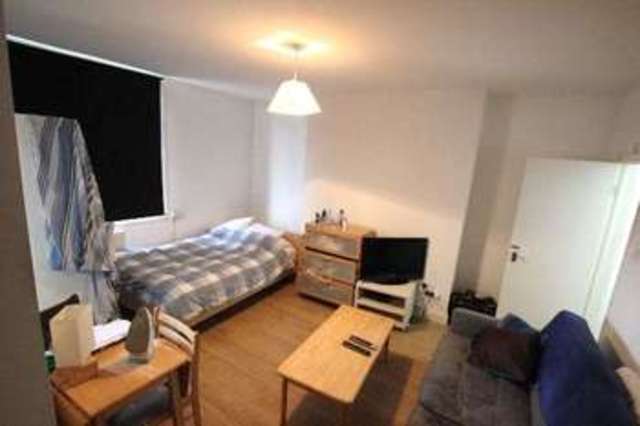  Image of Studio to rent at London N4 4SL Stroud Green, N4 4SL