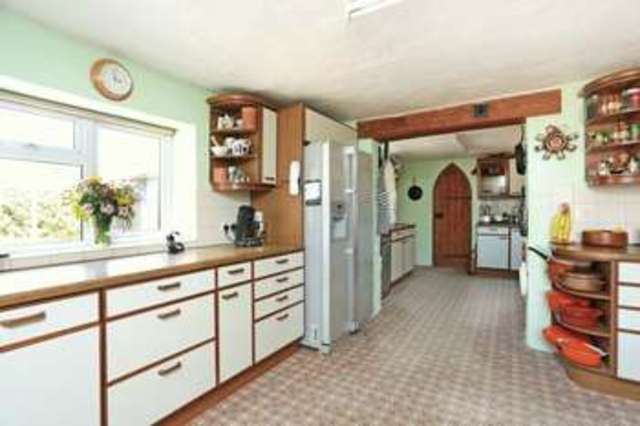  Image of 6 Bedroom Property for sale at Northload Lane Theale Wedmore, BS28 4SY