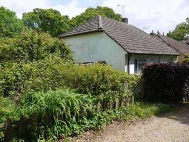 Image of 2 Bedroom Detached for sale at Oakhurst Way Netley Abbey Southampton, SO31 5AY