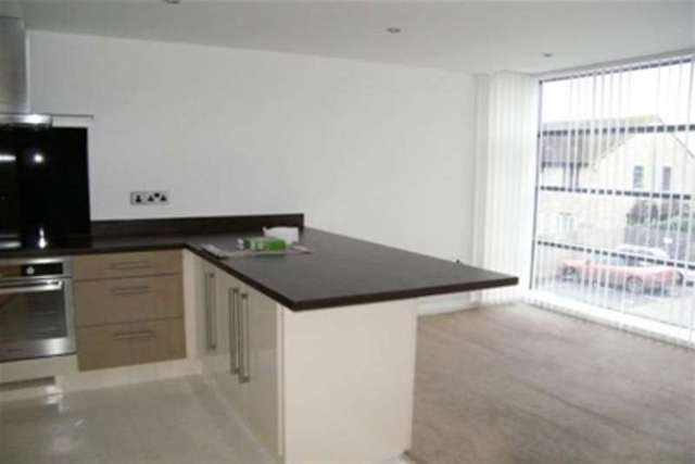  Image of 1 Bedroom Flat to rent at Gillingham, SP8 4JS