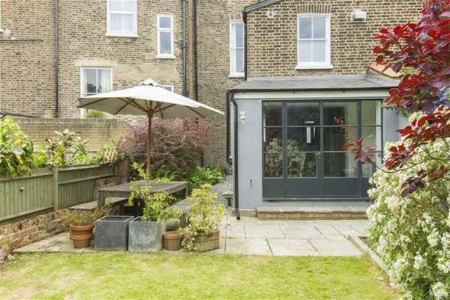  Image of 5 Bedroom Semi-Detached for sale at Dulwich, SE21 8EH