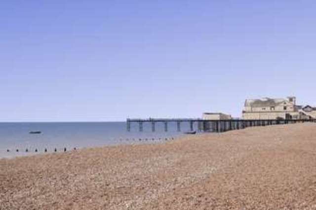  Image of 2 Bedroom Flat for sale at Park Road  Bognor Regis, PO21 2PX