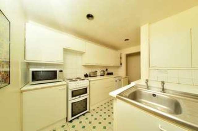  Image of 2 Bedroom Flat for sale at Park Road  Bognor Regis, PO21 2PX