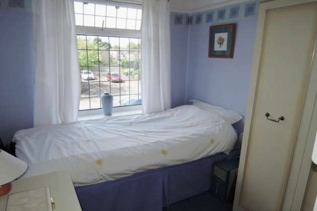  Image of 3 Bedroom Semi-Detached for sale at PARK ROAD GATLEY CHEADLE, SK8 4HW