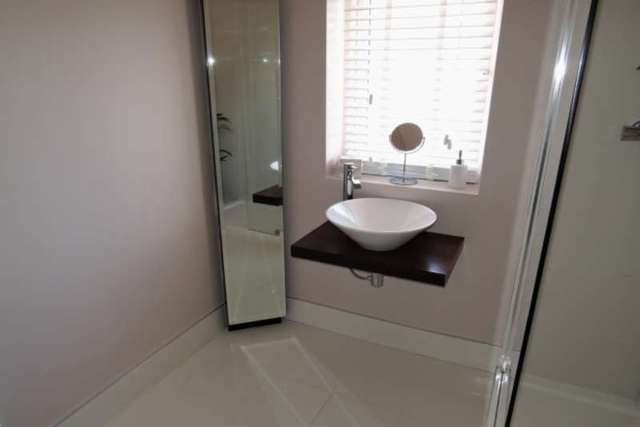  Image of 3 Bedroom Semi-Detached for sale at PARK ROAD GATLEY CHEADLE, SK8 4HW