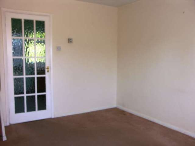  Image of 1 Bedroom Terraced to rent at Pheasant Close  Tring, HP23 5EQ