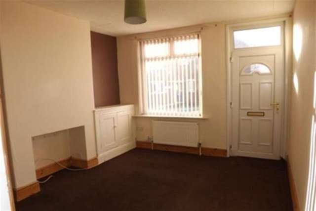  Image of 3 Bedroom Detached to rent at Sutton-in-Ashfield, NG17 4HL