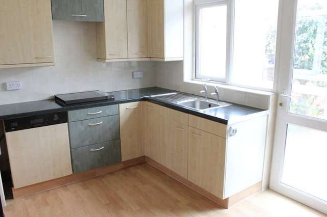  Image of 3 Bedroom Semi-Detached to rent at Plymstock Plymouth Devon, PL9 9JS