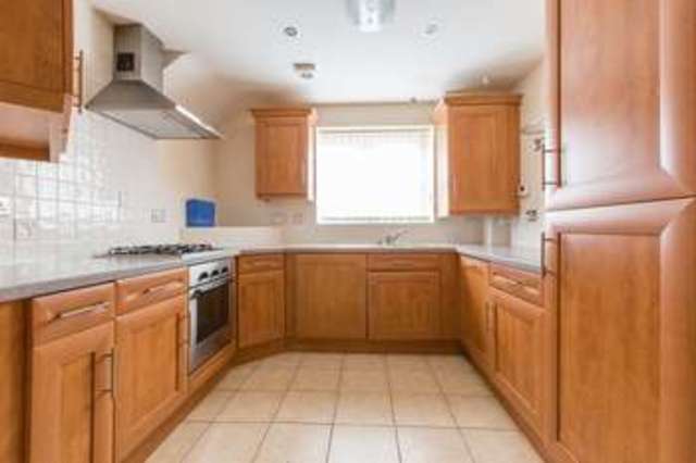  Image of 3 Bedroom Flat to rent at Green Lane Standish Wigan, WN6 0TU
