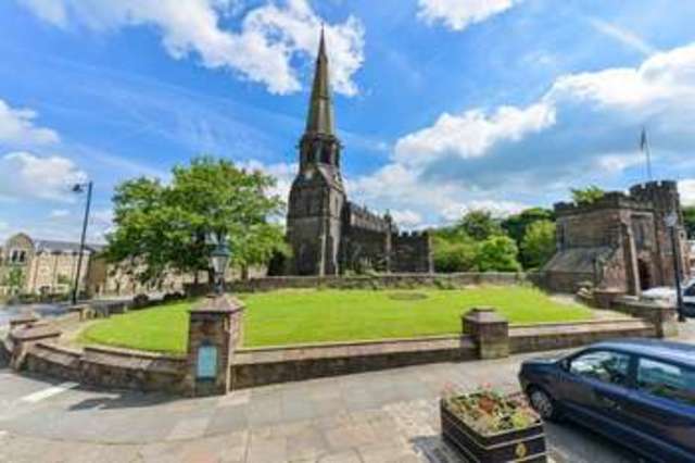  Image of 3 Bedroom Flat to rent at Green Lane Standish Wigan, WN6 0TU
