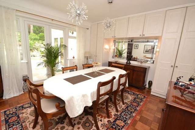  Image of 3 Bedroom Detached for sale at Bournemouth, BH8 9LH