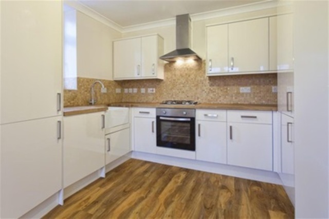  Image of 2 Bedroom Flat to rent at Reading, RG1 6DJ