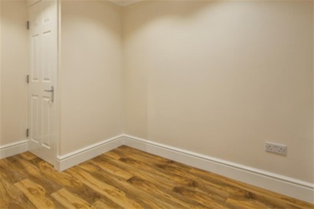  Image of 2 Bedroom Flat to rent at Reading, RG1 6DJ