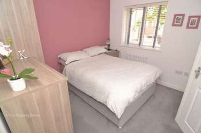  Image of 2 Bedroom Semi-Detached for sale at Claremont Crescent  Rayleigh, SS6 9GZ